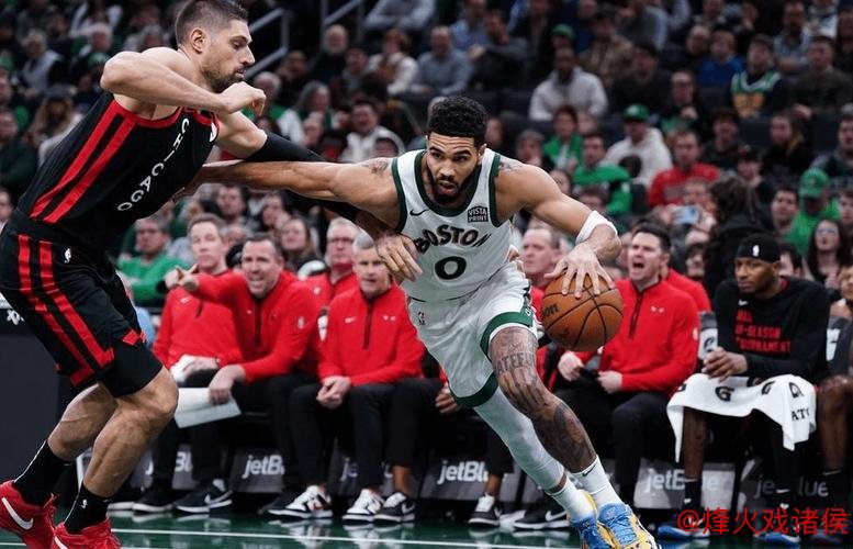 拉文狂砍36分助公牛击败凯尔特人豪取3连胜,篮网力挫猛龙致其6连败 拉文狂砍36分助公牛击败凯尔特人豪取3连胜,篮网力挫猛龙致其6连败