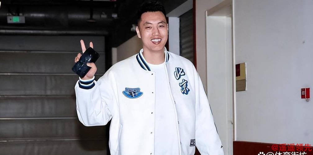 重磅消息：翟晓川小腿受伤，崔永熙与麦考尔即将复出，朱松玮意外伤退